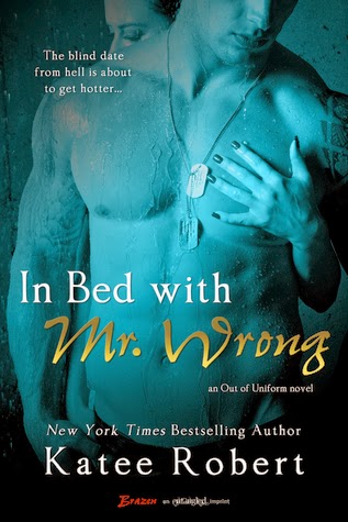 Review: In Bed With Mr. Wrong by Katee Robert