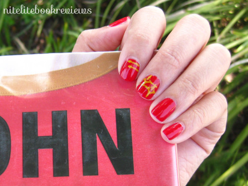 Redshirts-ManicureMonday-3